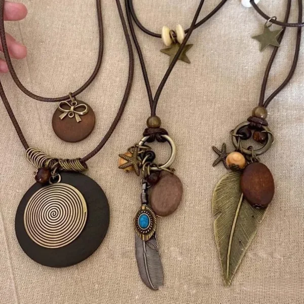 Boho Feather Leaf Pendant Necklace – Vintage Ethnic Jewelry - Image 4