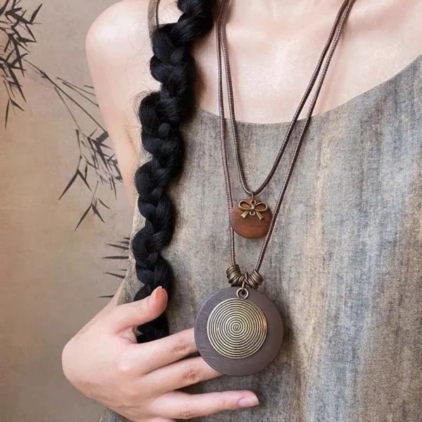 Boho Feather Leaf Pendant Necklace – Vintage Ethnic Jewelry - Image 2